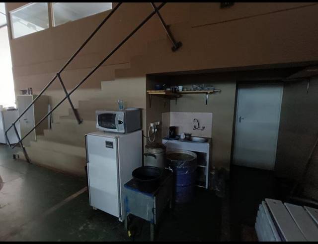 INDUSTRIAL PROPERTY TO RENT IN STORMILL